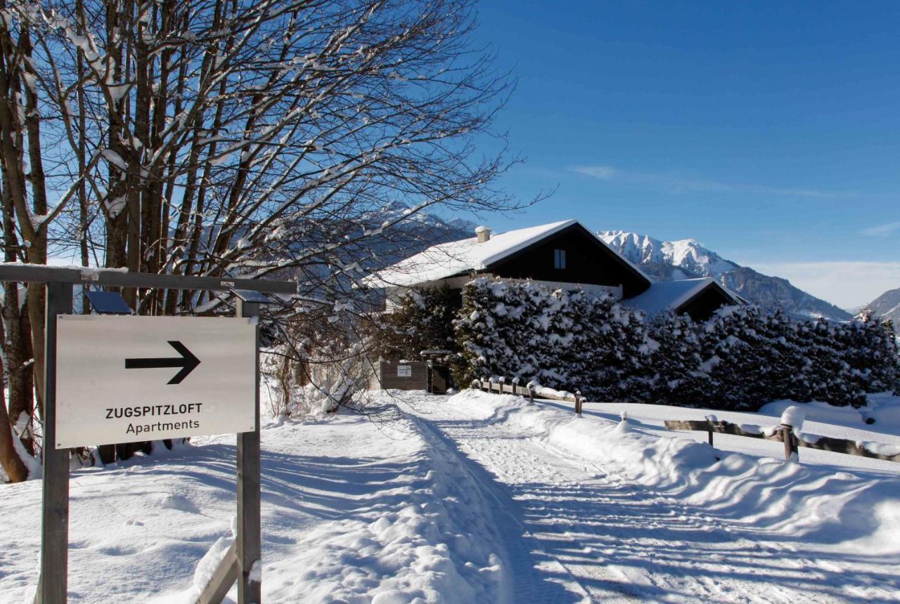 Zugspitzloft Ehrwald Buitenkant foto